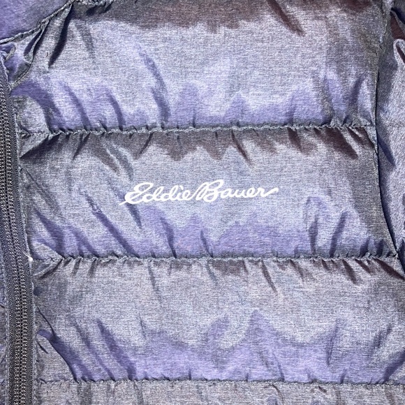 Mens size small, Eddie Bauer 650 down fill jacket - Picture 2 of 12